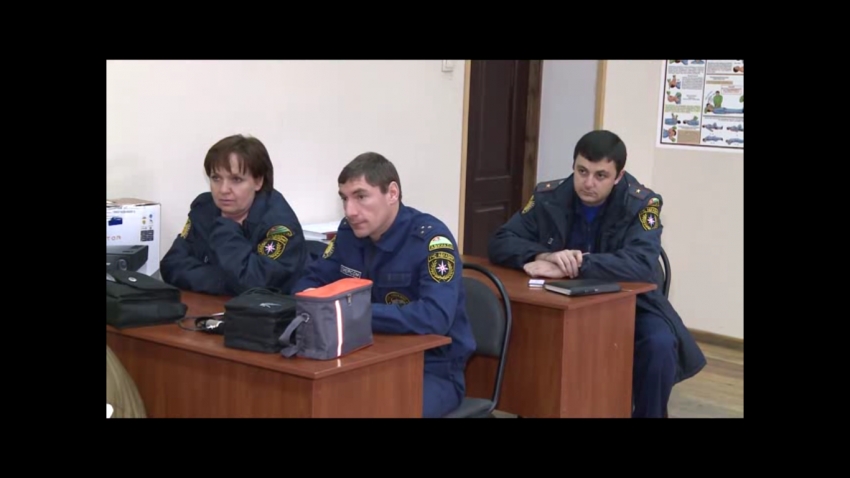 Лекции сотрудников государственной пожарной службы МЧС России.