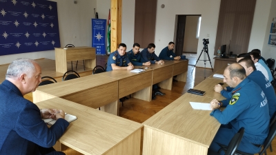 1 октября министр по ЧС Лев Квициния провел рабочее совещание с руководством Управления Государственного пожарного надзора и сотрудниками территориальных надзорных органов республики