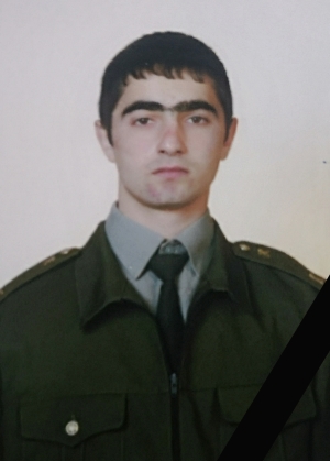 Руководство и личный состав МЧС РА глубоко скорбят по случаю гибели оперативного дежурного ЦУС МЧС РА, подполковника АНДРОНИКА АКОПОВИЧА ЗЕБЕЛЯНА и выражают искренние соболезнования его родным и близким