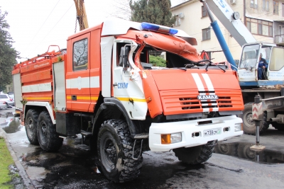 29 марта на улице Лакоба в городе Сухум с одной из спецмашин, возвращавшейся с тушения пожара, произошла нештатная ситуация