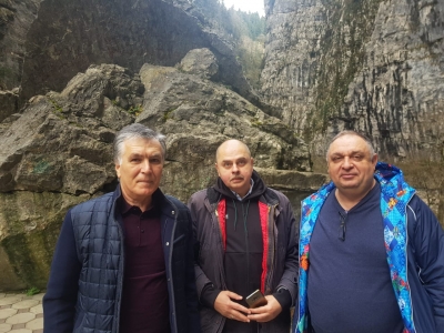 В медицинском управлении МЧС Абхазии состоялась встреча с  профессором, доктором медицинских наук, главным кардиохирургом Южного федерального округа и Краснодарского края Кириллом  Барбухатти  и кандидатом медицинских наук, хирургом  Андреем  Авакимя