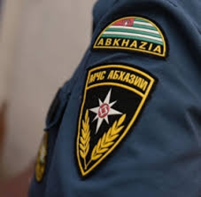 Сотрудники МЧС доставили в республику тело погибшего на СВО