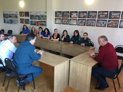 Глава МЧС встретился с личным составом Медуправления